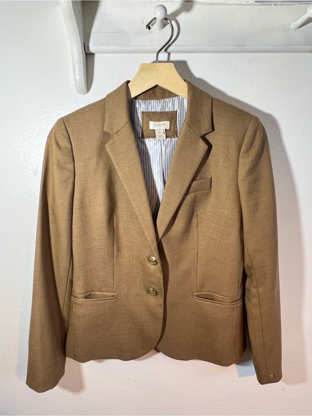 J. Crew Factory Original
Schoolboy Blazer Tan Wool blend
Sz 4 Petite